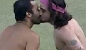 Equipe de Fiuk se pronuncia após ataques por nu e selinho de cantor em Gil: “Conversando com advogados”