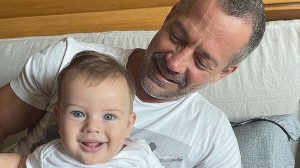 Filho caçula de Malvino Salvador é internado no CTI de hospital