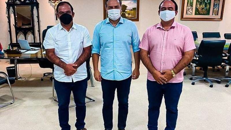 Prefeito ganha aval do Estado para perfurar 10 poços artesianos em Junqueiro