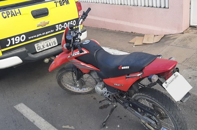 Moto usada por suspeito de matar mãe e balear filha é apreendida na zona rural de Olivença