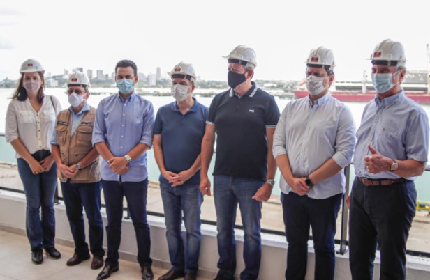 Com investimento de R$ 5,7 milhões, ministro Tarcisio visita terminal do Porto de Maceió