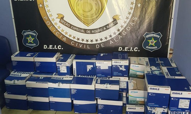 Polícia prende em Alagoas criminoso procurado por roubo de cargas e sequestro