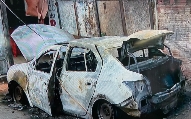 IML dá início aos exames genéticos nos corpos de avó e neto após tragédia na Santa Amélia