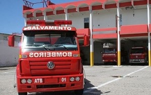 Incêndio atinge escola estadual no centro de Delmiro Gouveia