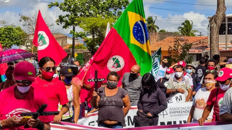 Ato em Maceió cobra agilidade nas indenizações de famílias afetadas pelo afundamento do solo