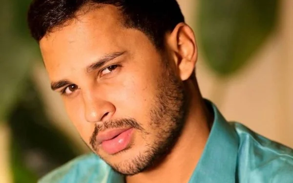 De novo? No dia do aniversário, conta de Lucas Guimarães é derrubada