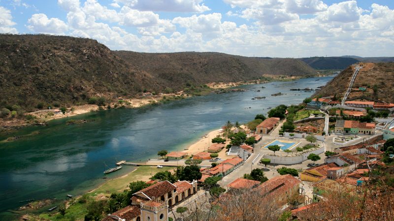 Piranhas é destaque nacional na Folha de São Paulo