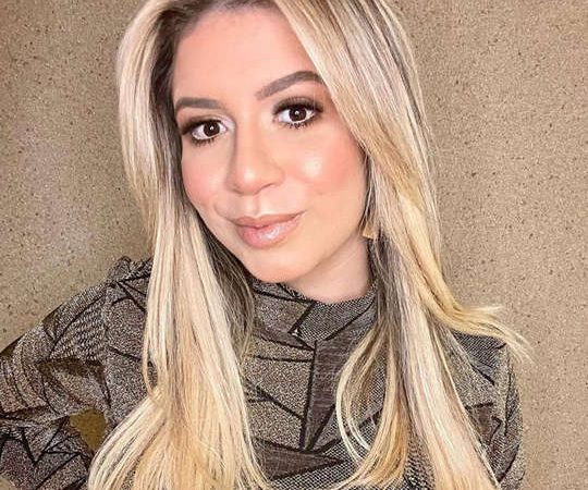 Roupa que Marília Mendonça estava usando no dia de sua morte foi entregue intacta para sua mãe