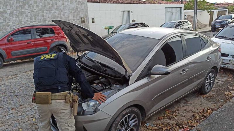 PRF prende condutor por receptação de veículo em Satuba