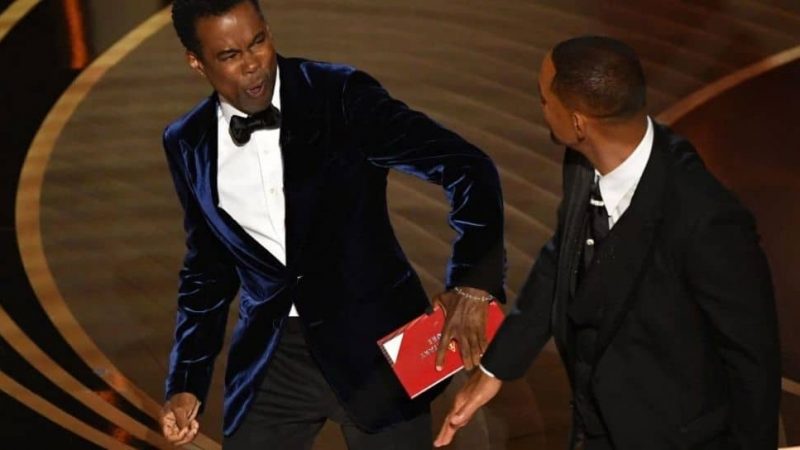 Will Smith se recusou a deixar cerimônia do Oscar e pode ser expulso