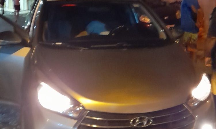 Homem é encontrado morto a tiros dentro de veículo no bairro do Feitosa, em Maceió