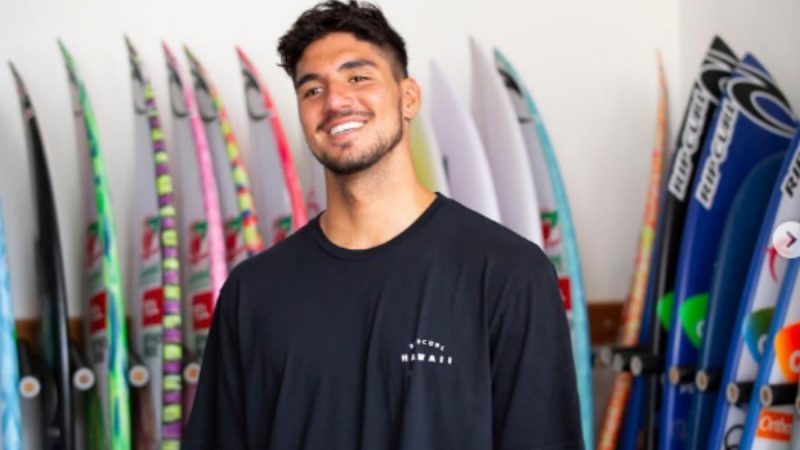 Gabriel Medina comenta rumores de affair entre a ex, Yasmin Brunet, e Neymar: ‘A gente se entende’