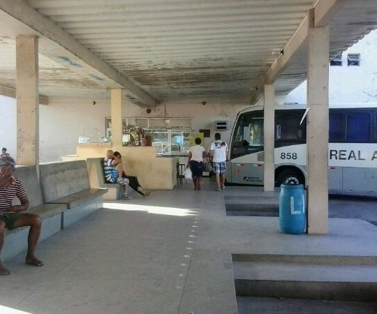 Passageira é presa ao desembarcar na rodoviária de Penedo com mais de 4 kg de maconha