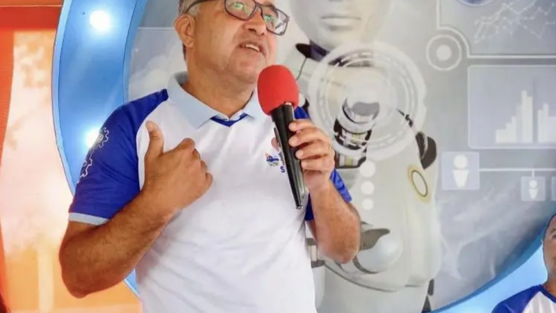 Em Tapera/AL prefeito reabre escola; agora dotada de robótica e com reforço escolar