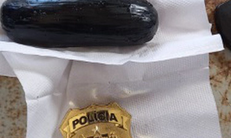 Mulher é presa tentando entrar no presídio com drogas nas partes íntimas