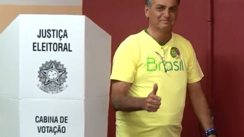 Bolsonaro mantém silêncio sobre vitória de Lula na eleição
