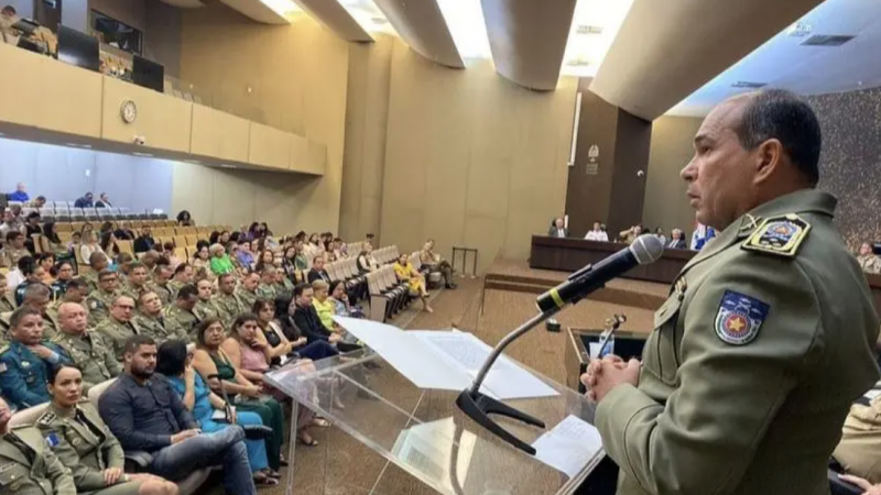 Comandante-geral da PM/AL Cel. Paulo Amorim deseja boas vindas aos novos formandos do Curso Superior da Polícia