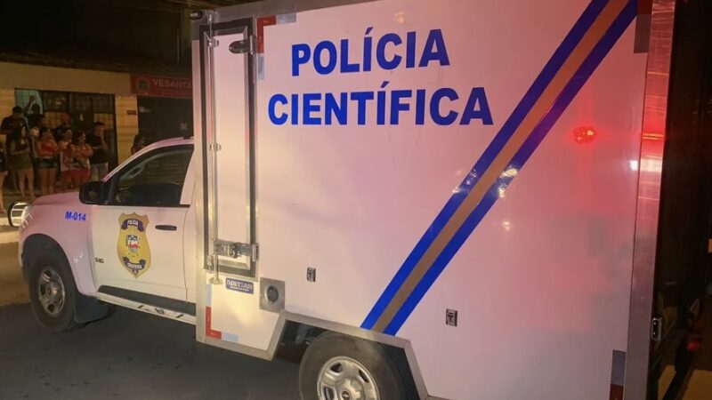 Criminosos invadem casa, matam homem a tiros e deixam dois baleados em Craíbas, AL