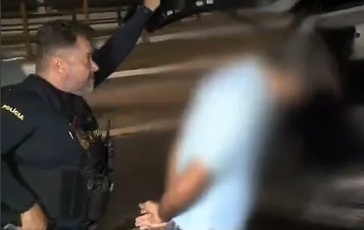 Idoso é preso em Maceió acusado de estuprar o próprio filho; ele é suspeito de estuprar outras 8 crianças