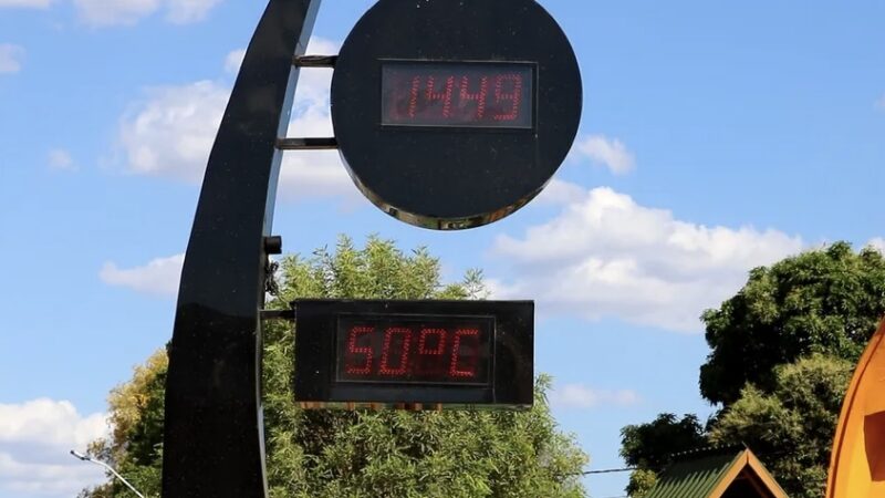 Termômetros em Pão de Açúcar, Sertão de AL, marcam 50º na tarde desta terça-feira