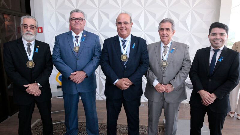 Desembargadores são homenageados por associação de magistrados