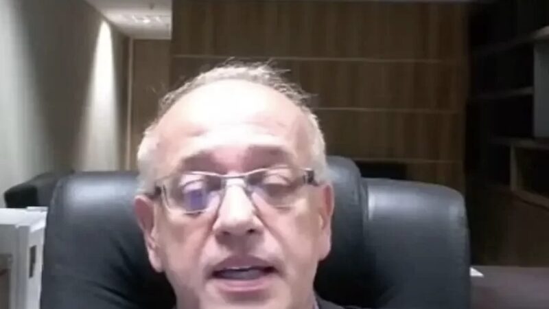 Desembargador que pediu extinção da PM é afastado pela Justiça