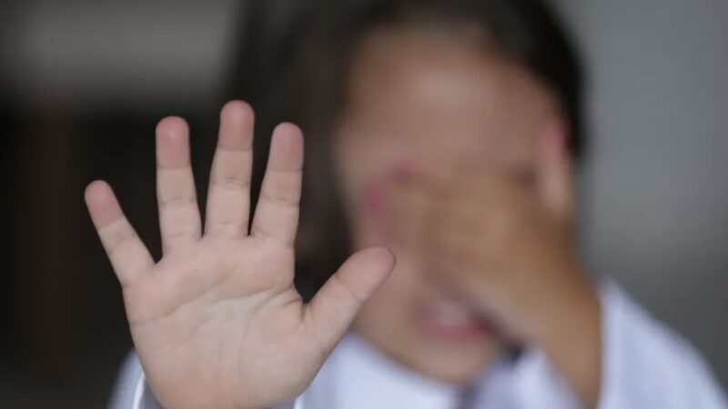 Menina de 7 anos é raptada e estuprada ao sair para comprar refrigerante em Rio Largo, AL