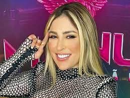 Cantora Manu Bahtidão, do tecnomelody, conquista as paradas com “Daqui pra Sempre”