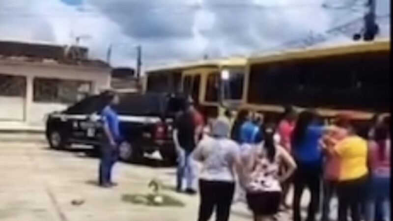 Homem invade creche após troca de tiros em São Miguel dos Campos