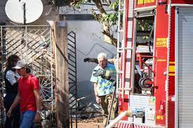 Incêndio em Madeireira gera desespero: Morador relata prejuízos e espera indenização