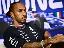 Lewis Hamilton confirma saída da Mercedes ao final da temporada de F1 2024; Britânico se une à Ferrari em 2025