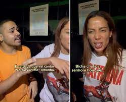 Bicha insuportável: Anitta perde a paciência com fã durante sessão de fotos em Salvador; assista ao vídeo