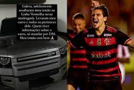 Carro de luxo de Pedro, do Flamengo, é roubado em assalto na Linha Vermelha, Rio de Janeiro