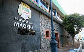 Prefeitura de Maceió adianta 30% do salário de fevereiro para servidores nesta sexta-feira
