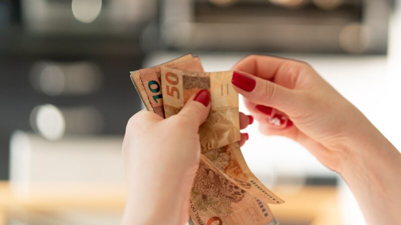 Governo de Alagoas antecipa pagamento dos salários de março para esta quarta-feira (27)