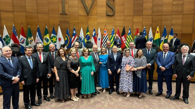 Fernando Tourinho lidera discussões sobre boas práticas e inclusão digital no encontro do Consepre
