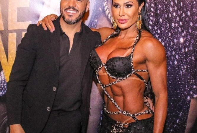 Belo chora em primeiro show após anunciar separação de Gracyanne Barbosa