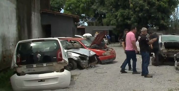 Oficina clandestina de desmanche de veículos é descoberta em Maceió