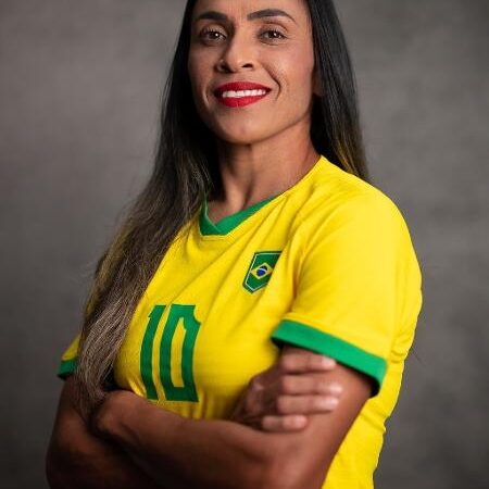 Marta confirma aposentadoria da seleção