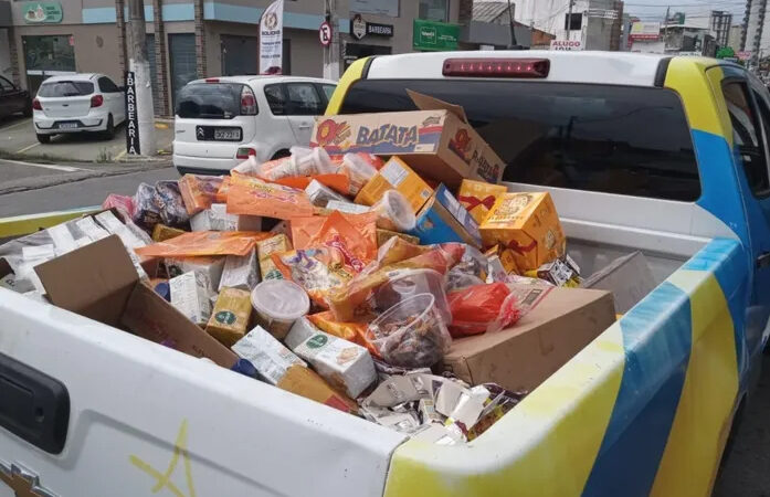 Vigilância Sanitária apreende 450 kg de produtos na Feira da Levada: “alimentos estragados e adulterados”