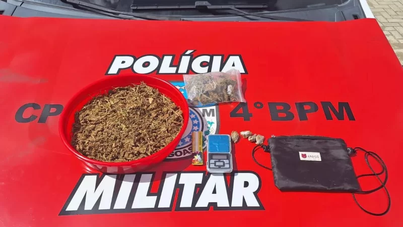 Adolescente é apreendido após ser flagrado com maconha in natura em Maceió