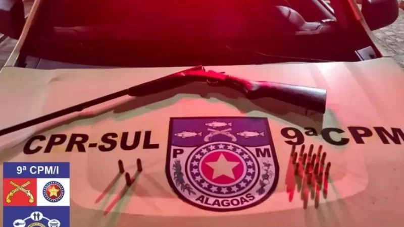 Denúncia resulta na prisão de homem por porte ilegal de arma de fogo