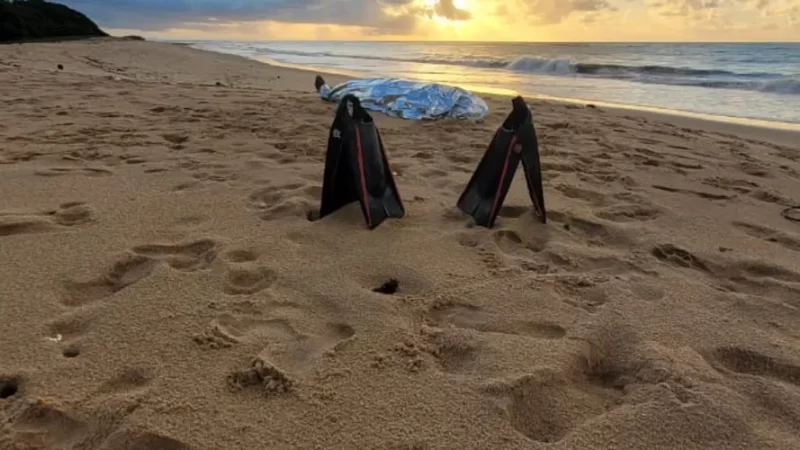 CB localiza corpo de jovem que desapareceu após entrar no mar