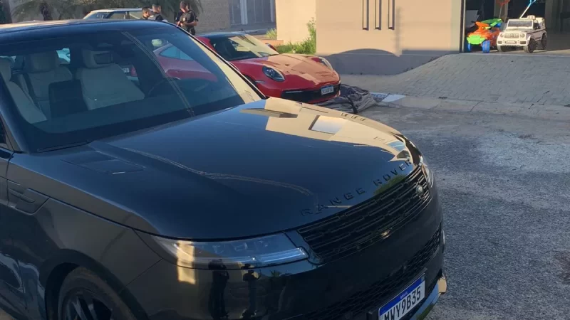 Mulher de acusado de liderar esquema de corrupção é solta em audiência