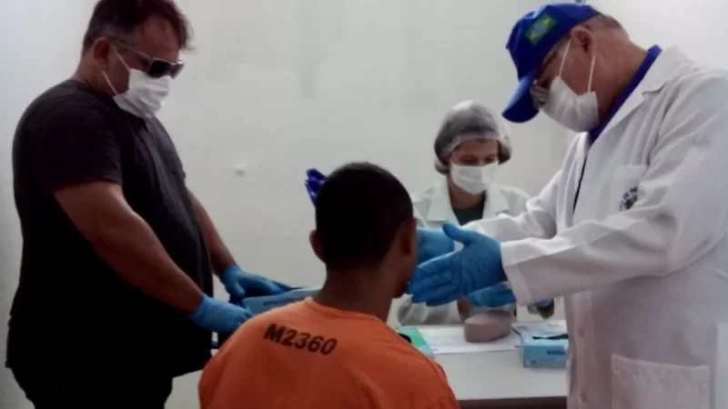 Polícia Científica coleta material genético de condenados no sistema penitenciário