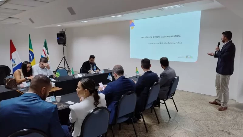 Trabalho da perícia criminal de Alagoas em casos de homicídios é destaque em reunião nacional