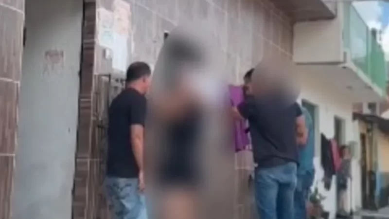 Mulher trans é presa acusada de estuprar jovem autista dentro de associação