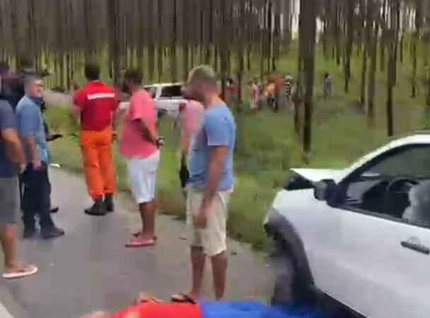 Grave acidente envolvendo quatro veículos deixa feridos na BR 316