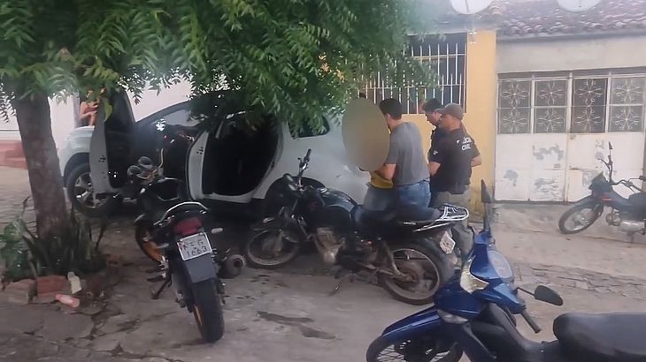 Polícia utiliza drone para recapturar foragido de alta periculosidade em Penedo