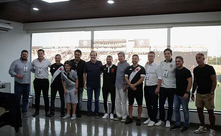 Justiça suspende contrato com a 777 e devolve controle do futebol ao Vasco